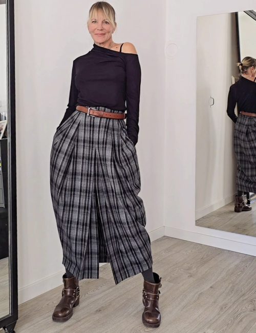 InShot_20251020_114126015 Wool Suknja